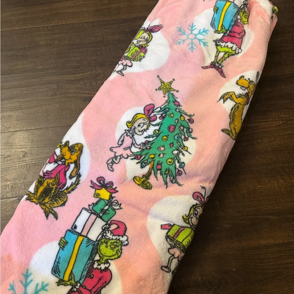 Pink Grinch Fleece Blanket Christmas
